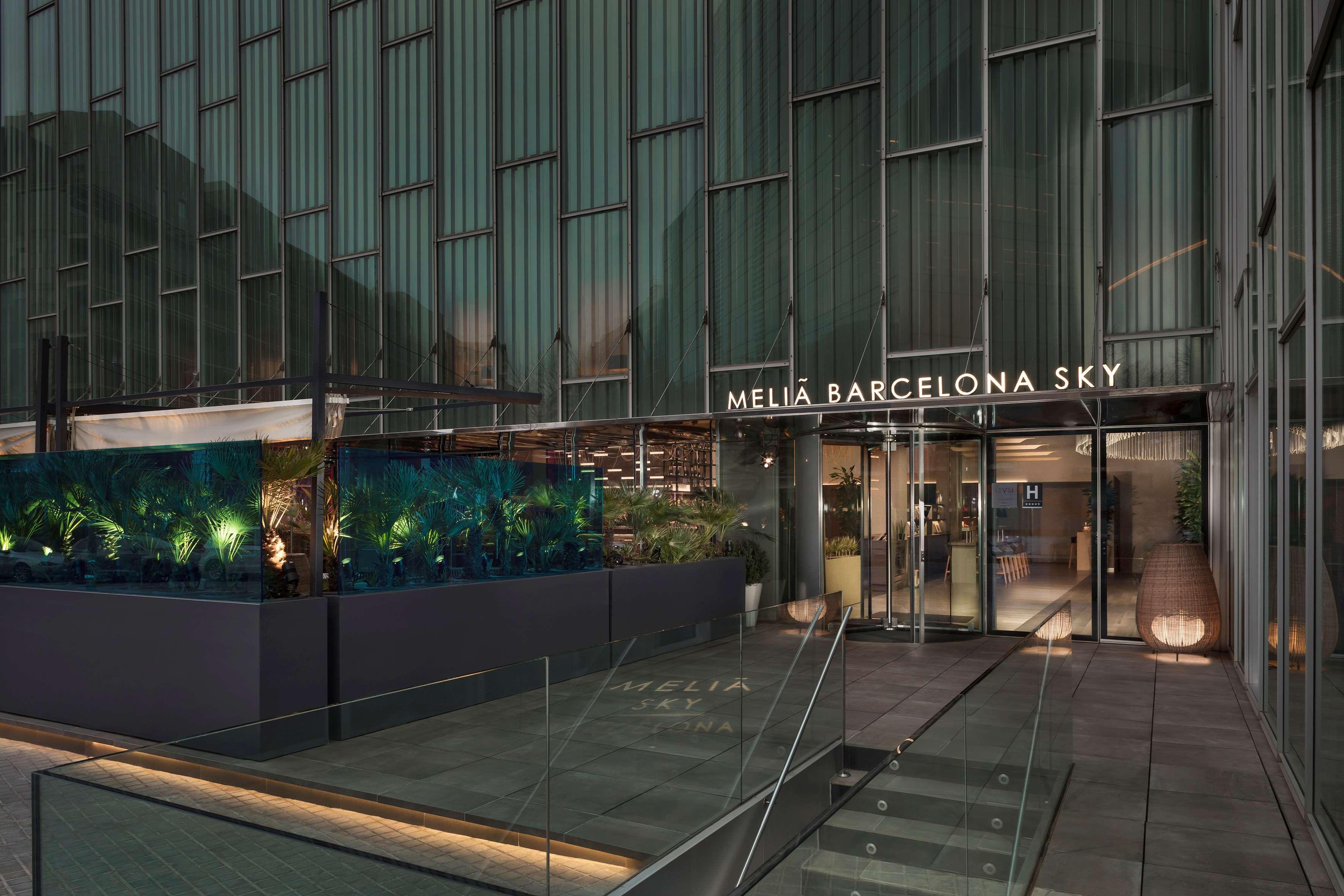 Hotel The Level At Melia Barcelona Sky Esterno foto